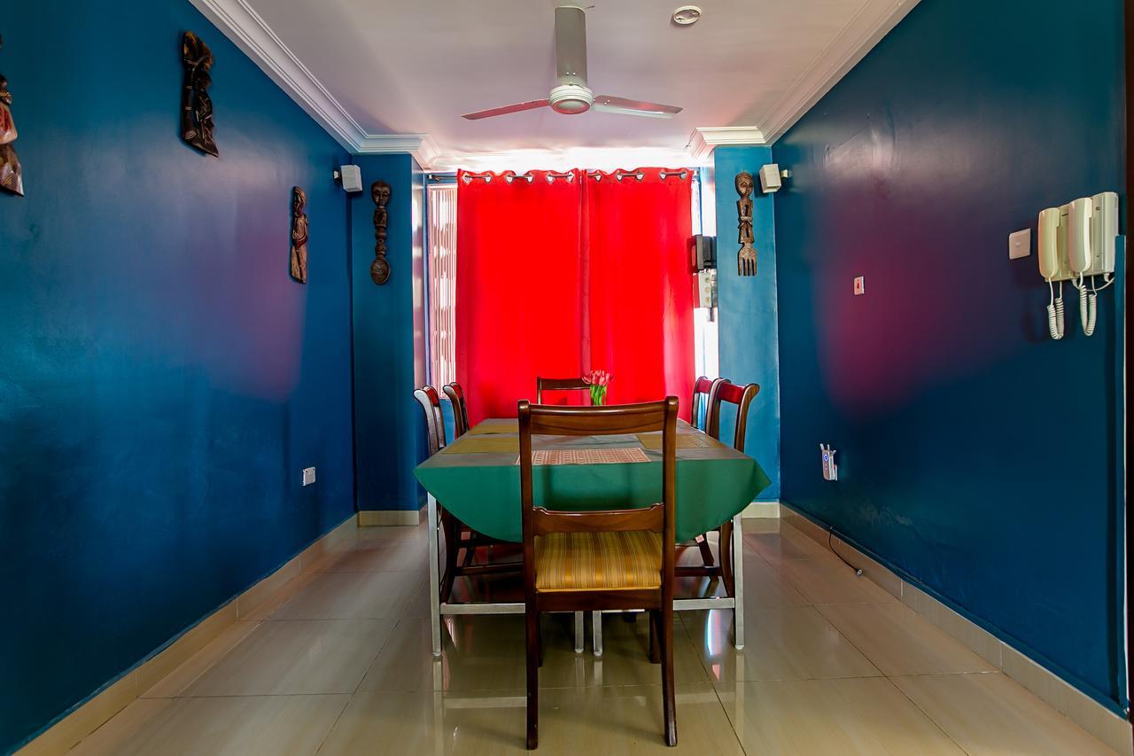 @Home Boutique B&B Hostel And Suite Accra Exteriör bild